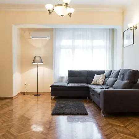 Apartment Filinhome Miletica Novi Sad
